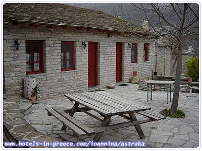 ASTRAKA 1&2 TRADITIONAL HOUSES, Photo 10